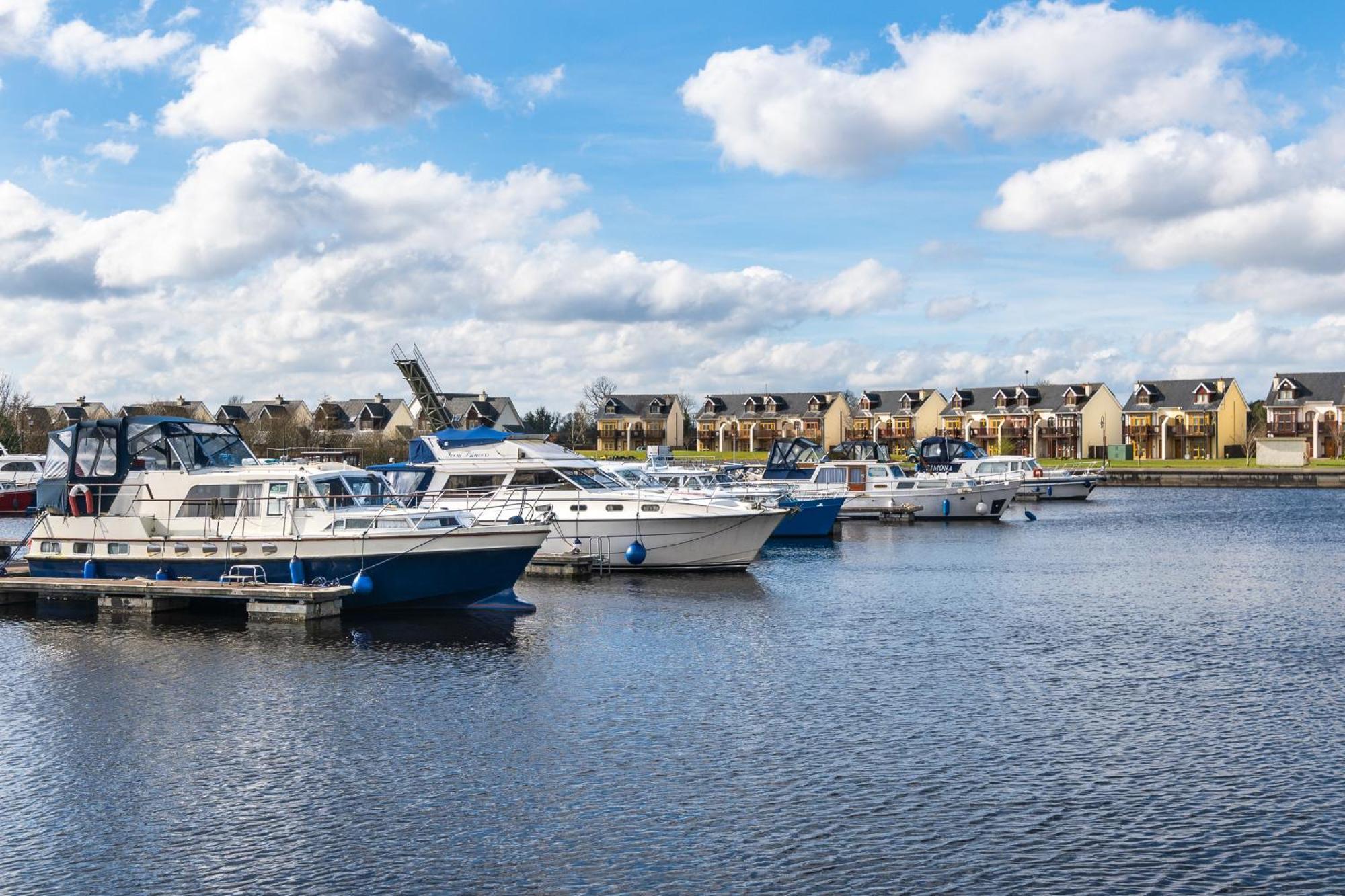 Shannonside - Stylish 5 Bed Marina Home & 40Ft Mooring Termonbarry 외부 사진